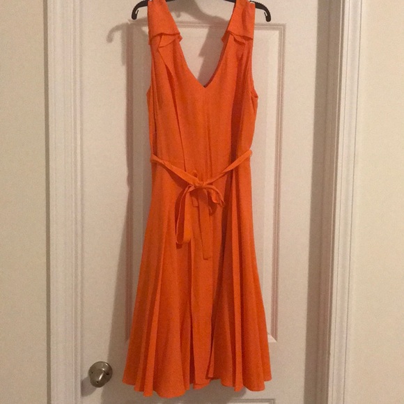 Pretty Dress - Picture 1 of 4